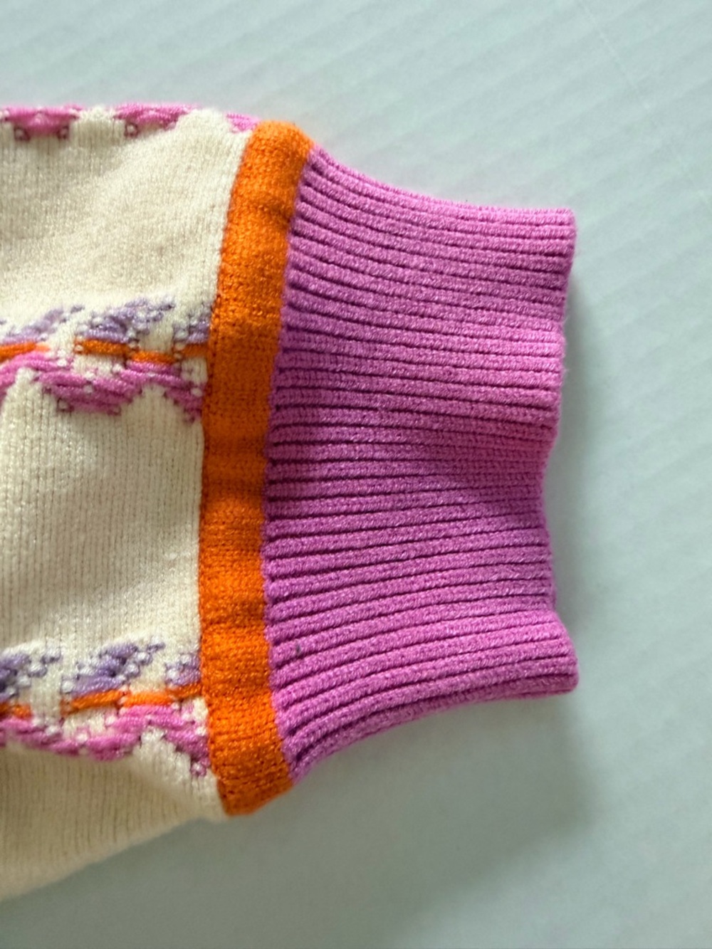 THML Multi-Pattern Short Sleeve Knit Sweater Cream with Pink and Orange Trim M - Picture 11 of 11